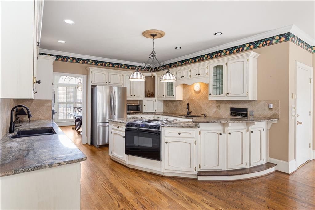 3910 Spalding Bluff Drive