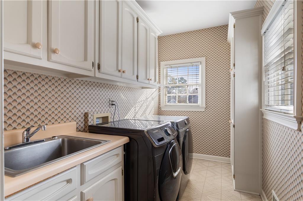 3910 Spalding Bluff Drive