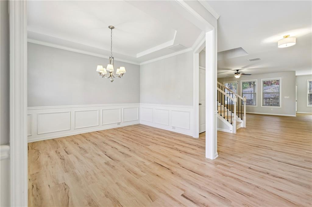 1210 Roswell Manor Circle