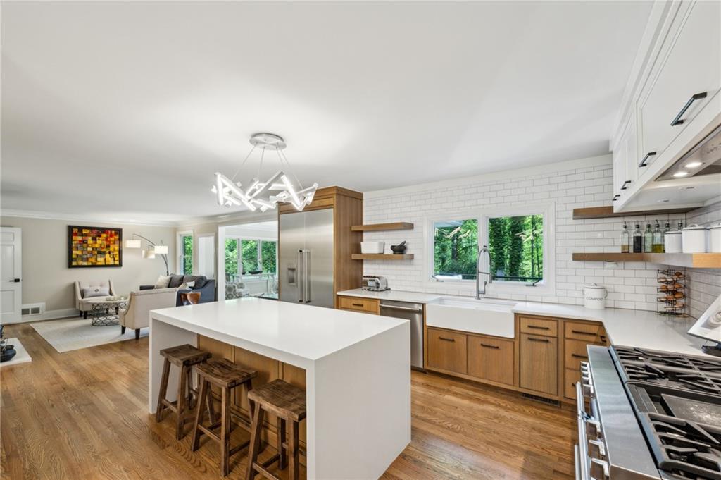 1130 Angelo Court NE