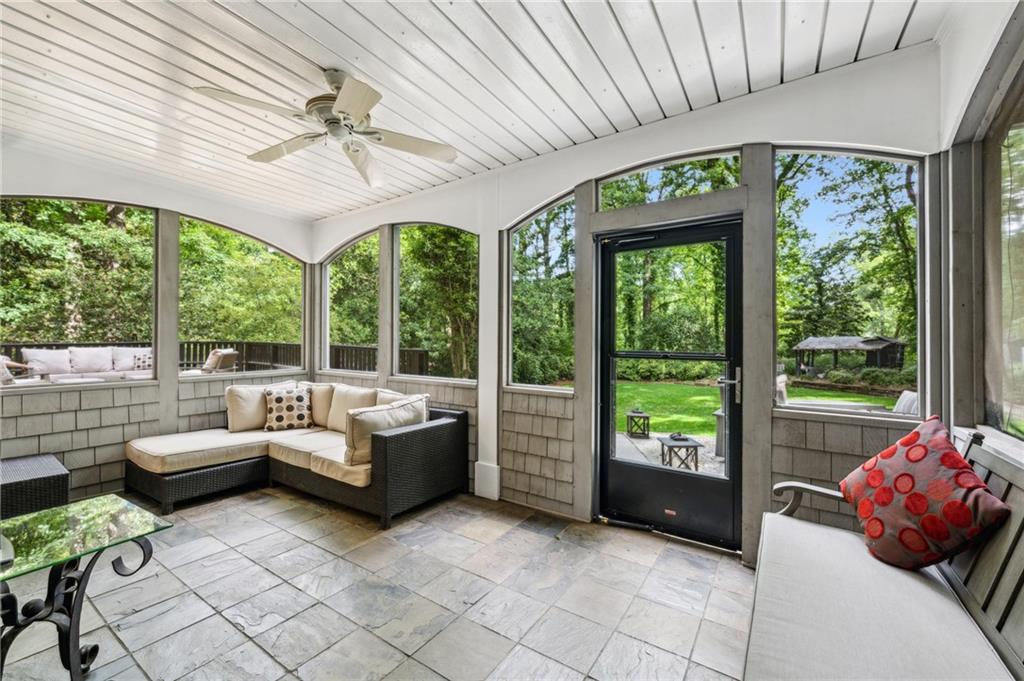 1130 Angelo Court NE