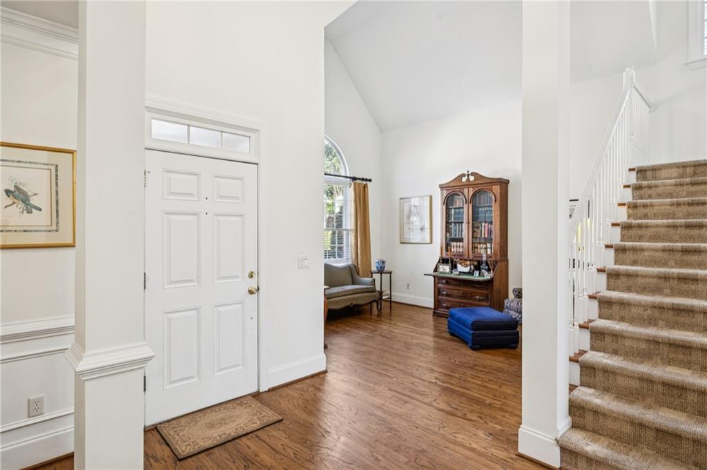 1055 Brookhaven Walk NE