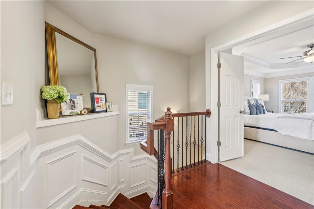 356 Ardmore Court NW