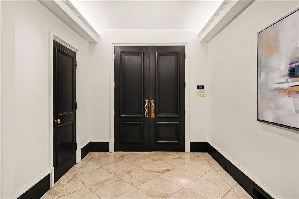 2525 Peachtree Road NE Unit 28