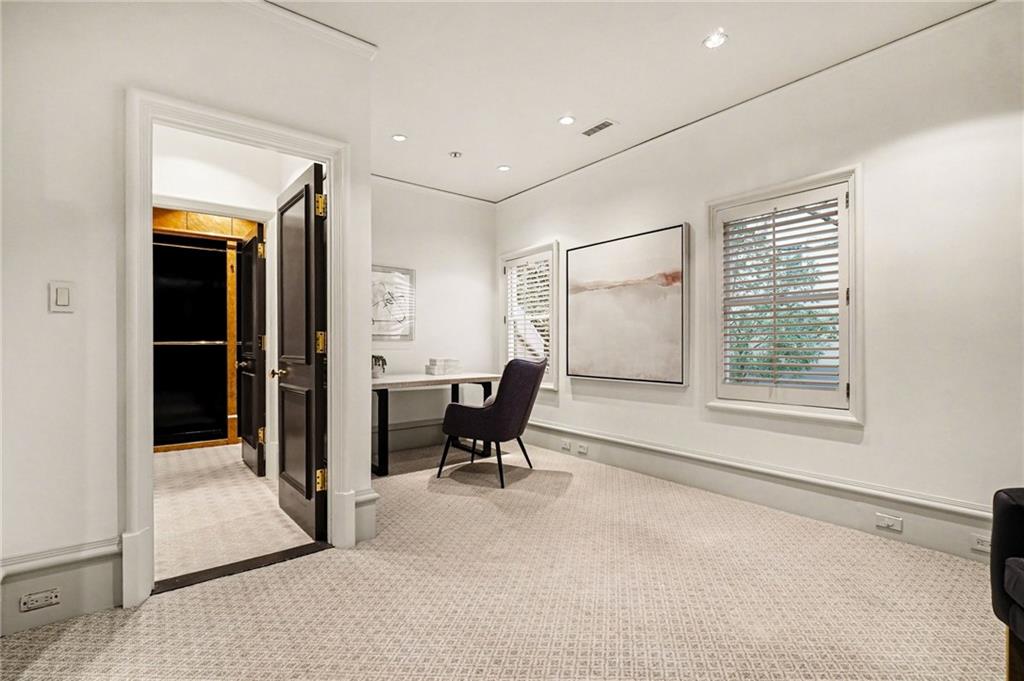 2525 Peachtree Road NE Unit 28