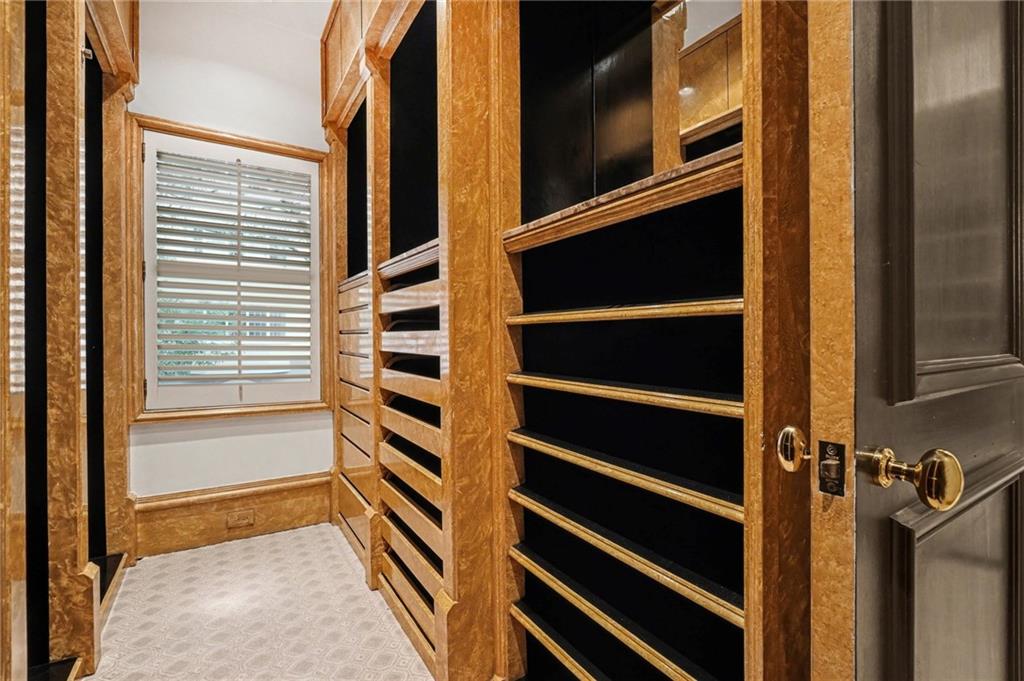 2525 Peachtree Road NE Unit 28