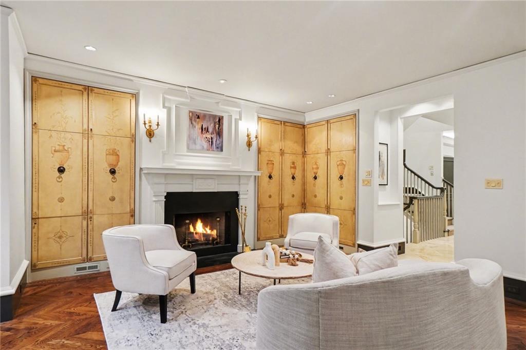 2525 Peachtree Road NE Unit 28