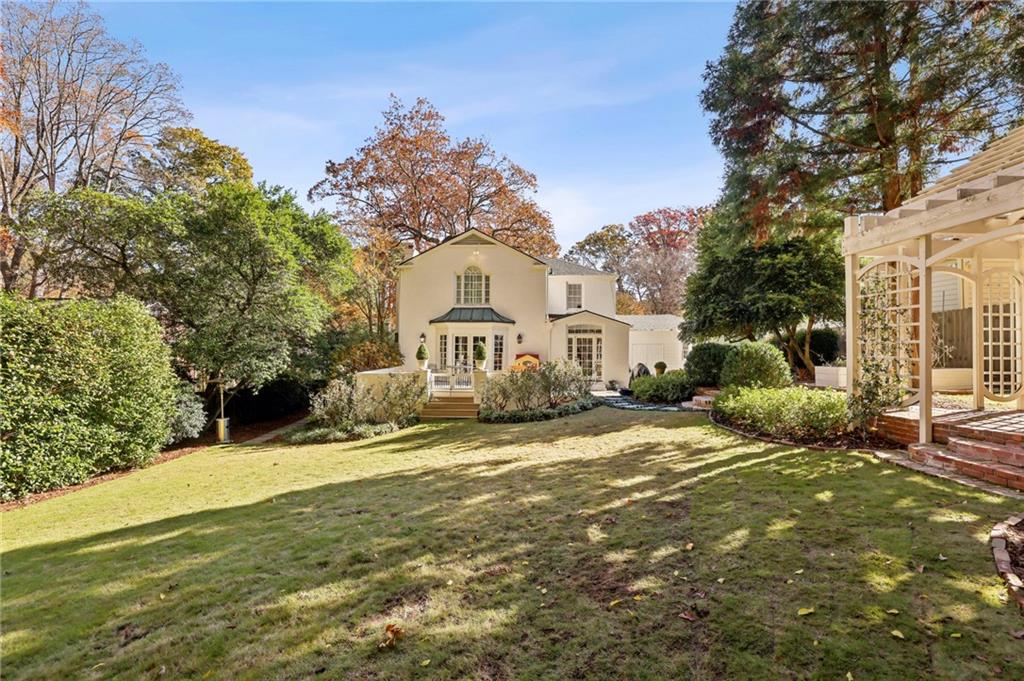 1838 Meredith Drive NW