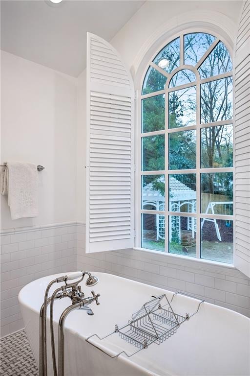 1838 Meredith Drive NW