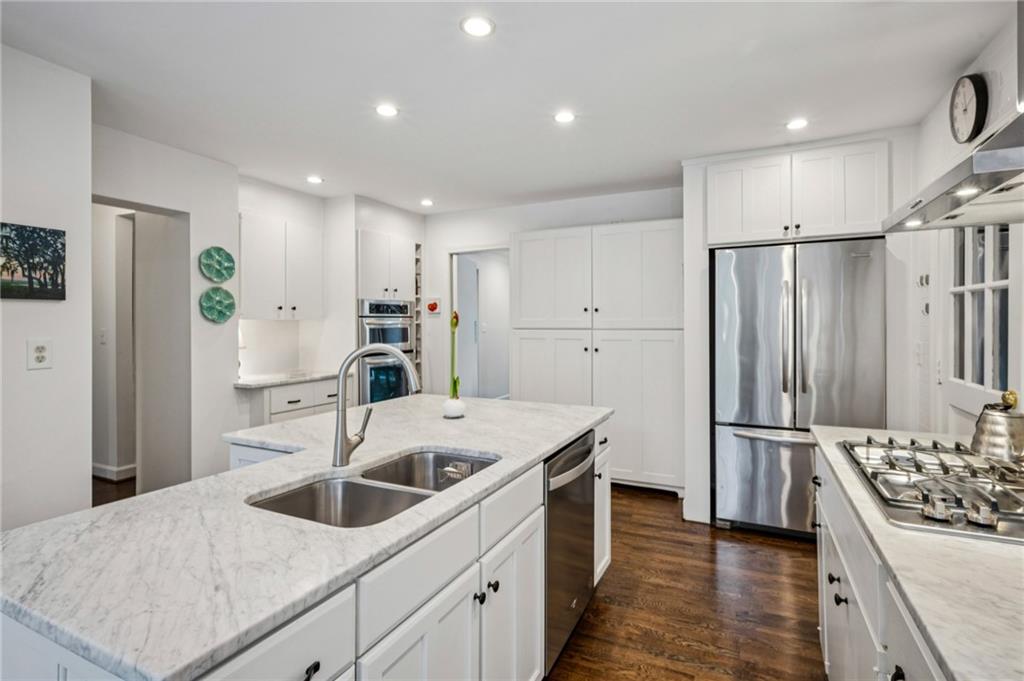 1838 Meredith Drive NW