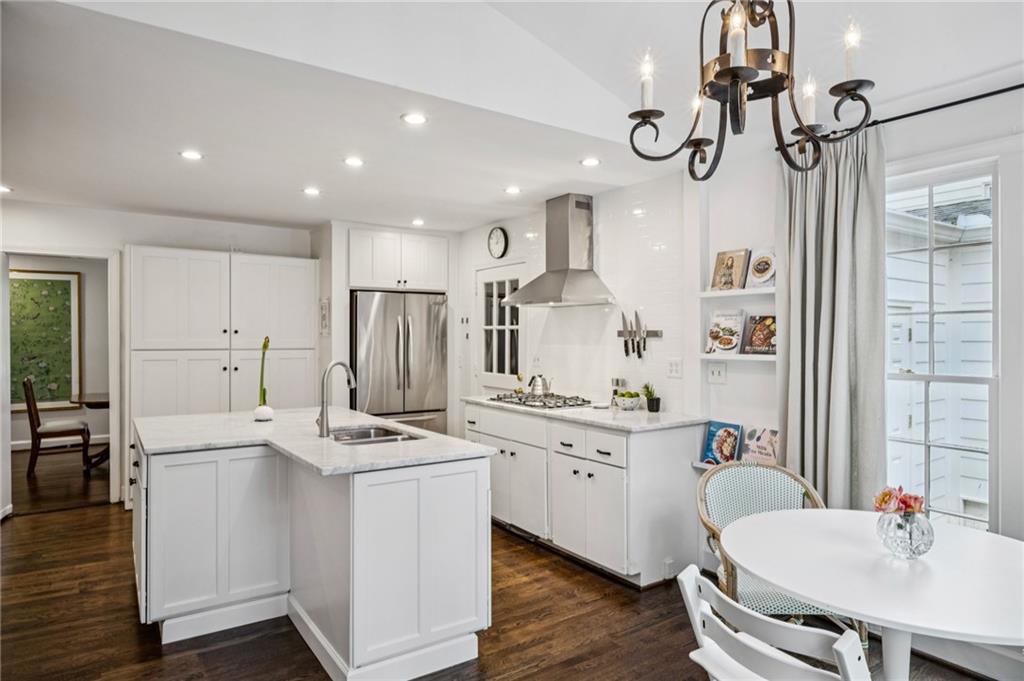 1838 Meredith Drive NW