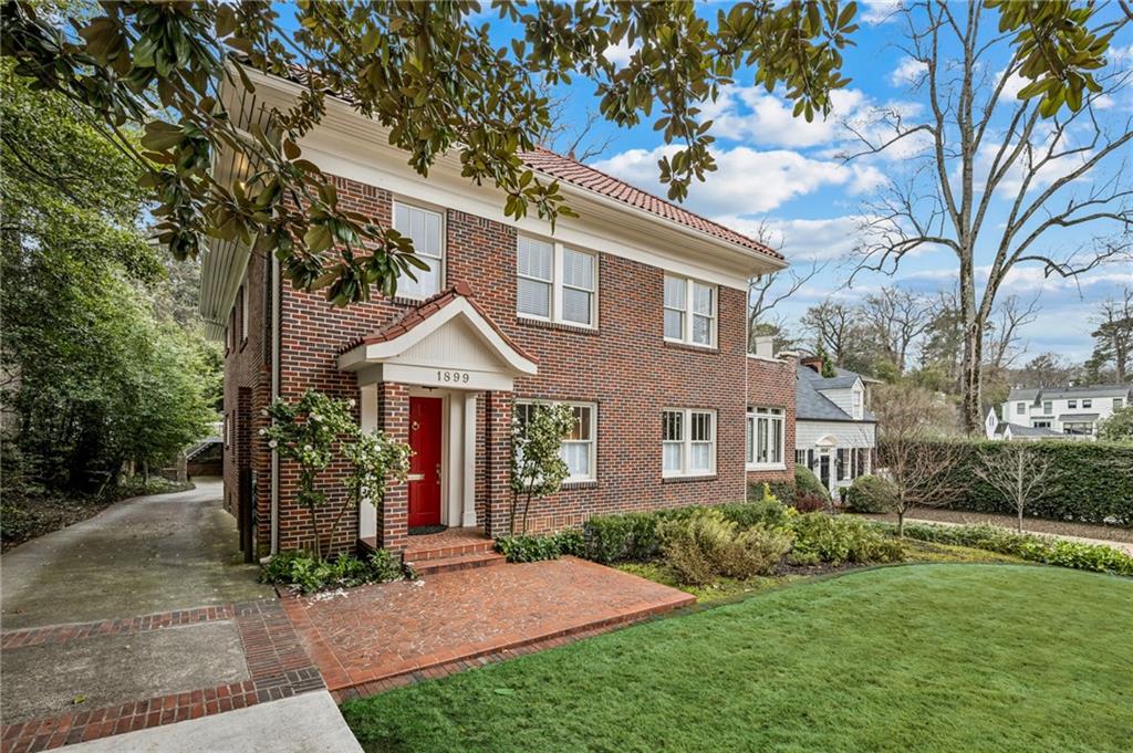 1899 Anjaco Road NW Unit 1