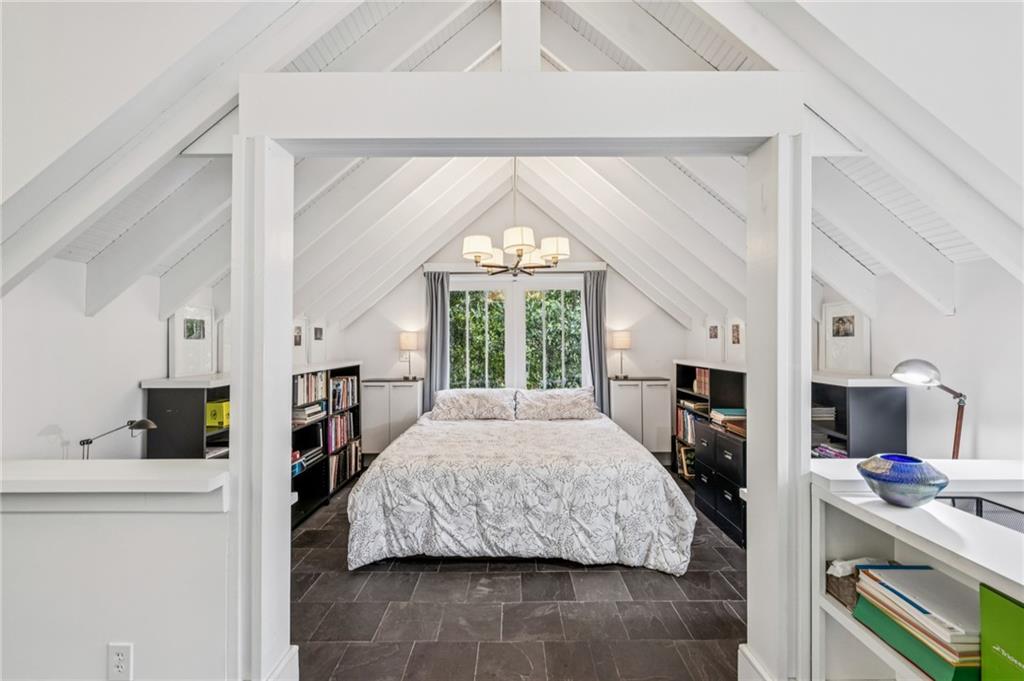 1899 Anjaco Road NW Unit 1