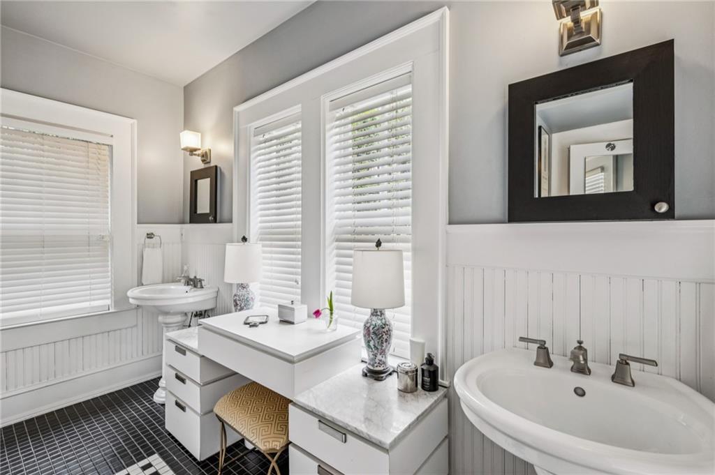 1899 Anjaco Road NW Unit 1