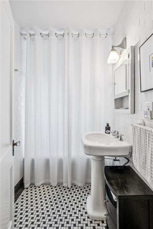 1899 Anjaco Road NW Unit 1