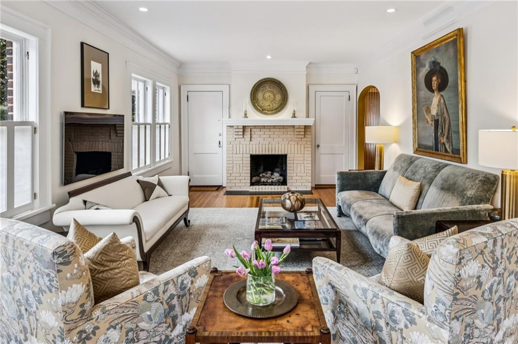 1899 Anjaco Road NW Unit 1