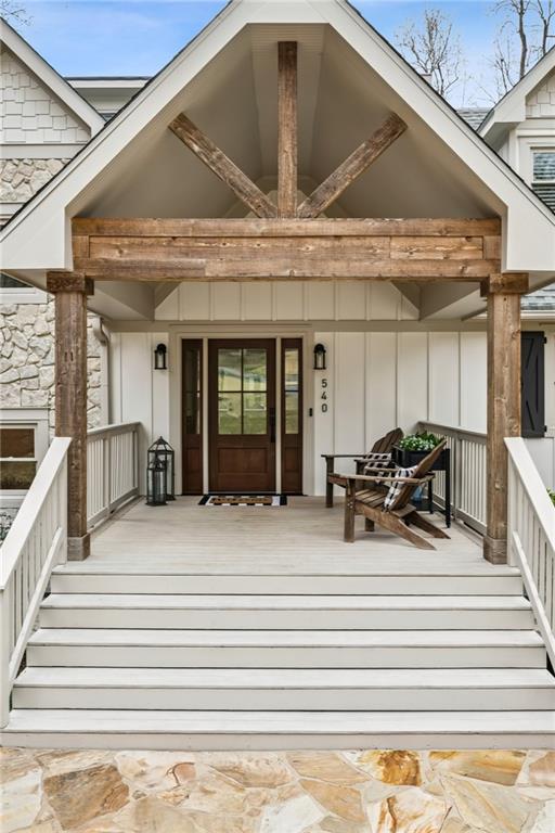 540 Chateaugay Lane NE