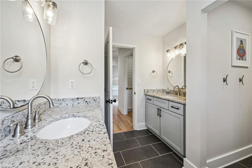 540 Chateaugay Lane NE