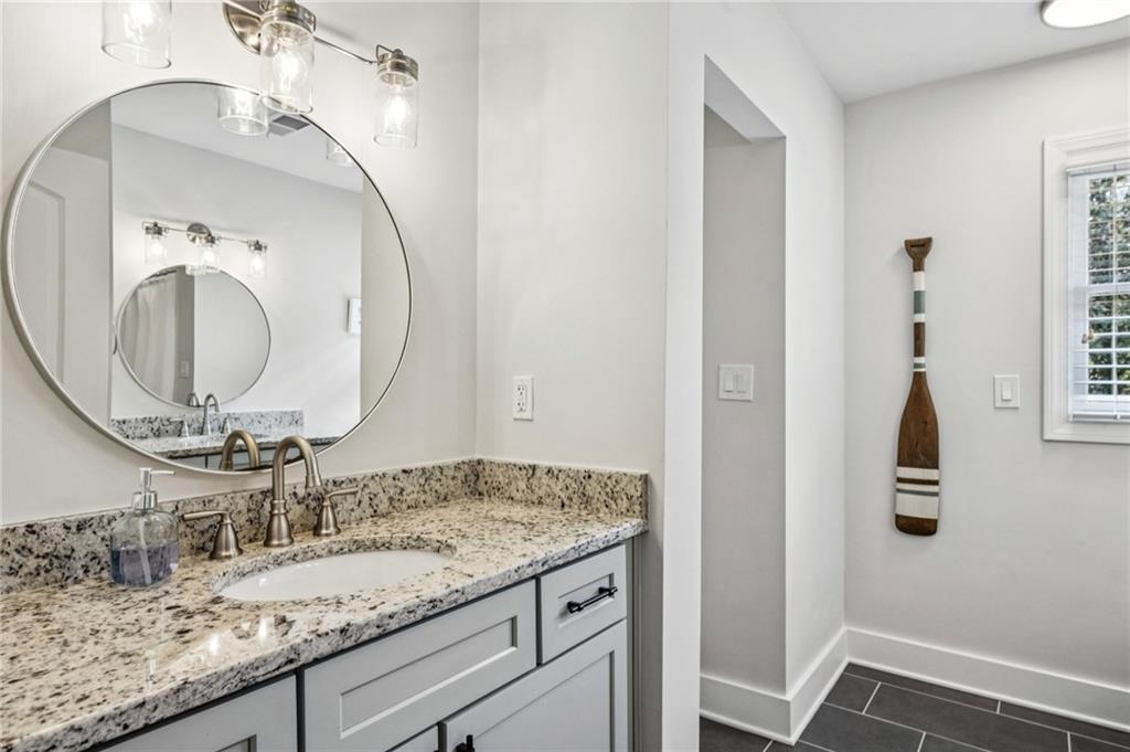 540 Chateaugay Lane NE