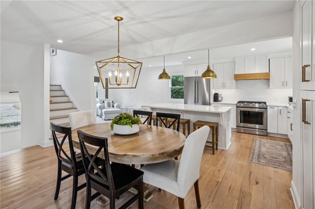 540 Chateaugay Lane NE