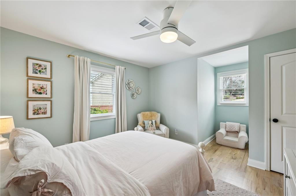 540 Chateaugay Lane NE