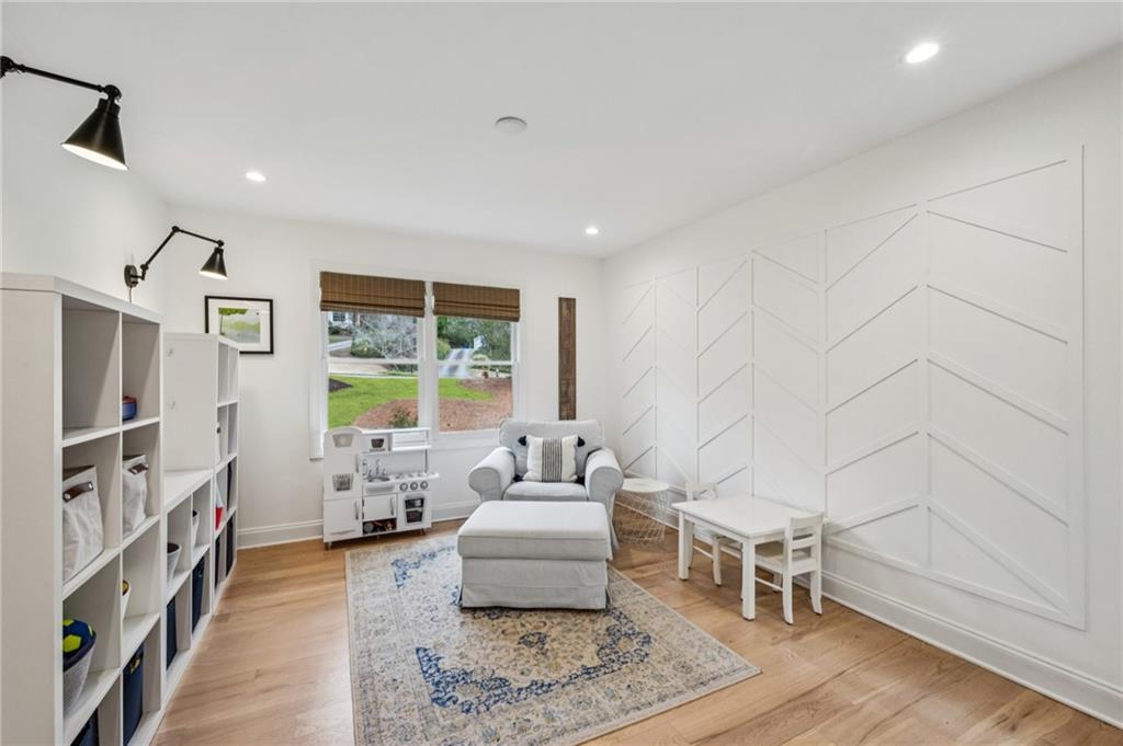 540 Chateaugay Lane NE