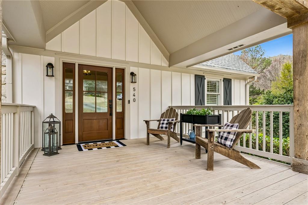 540 Chateaugay Lane NE