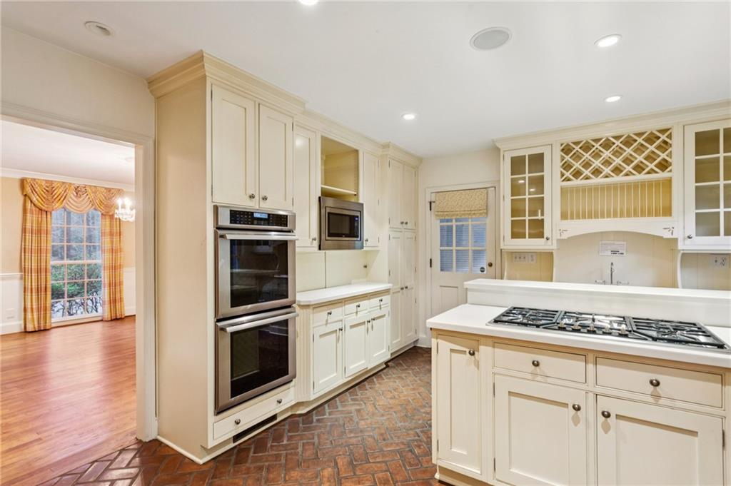 3647 Cloudland Drive NW