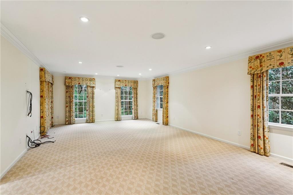 3647 Cloudland Drive NW