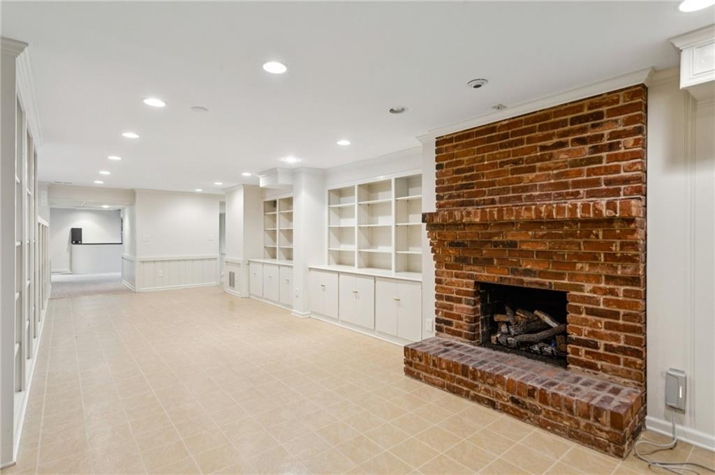 3647 Cloudland Drive NW