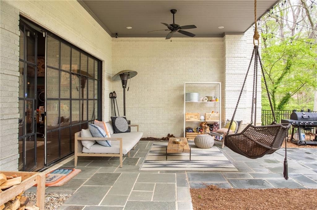 571 Overbrook Drive NW