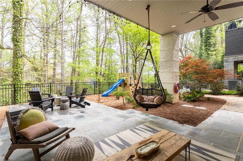 571 Overbrook Drive NW