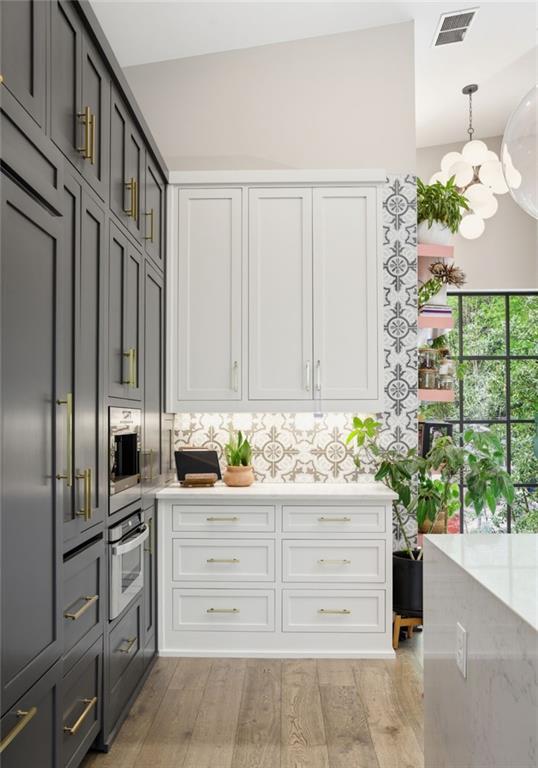 571 Overbrook Drive NW