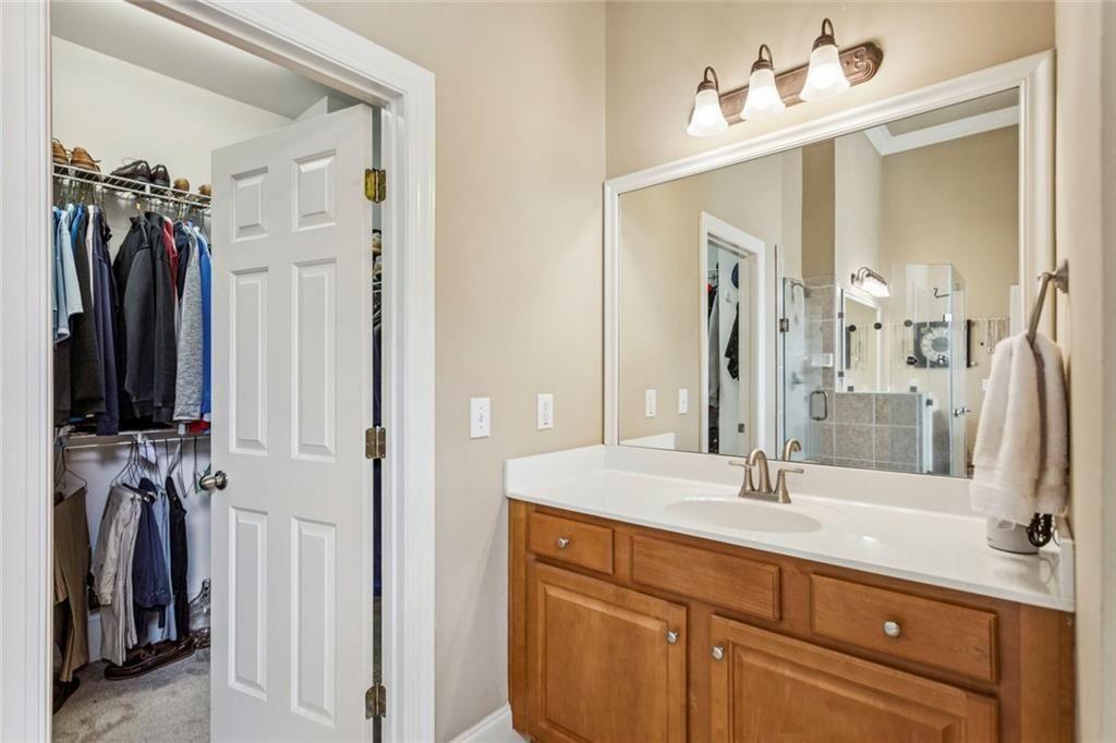 3020 Woodbridge Lane