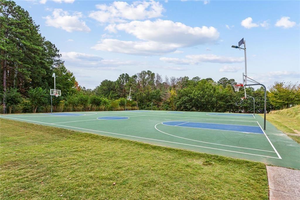 3020 Woodbridge Lane