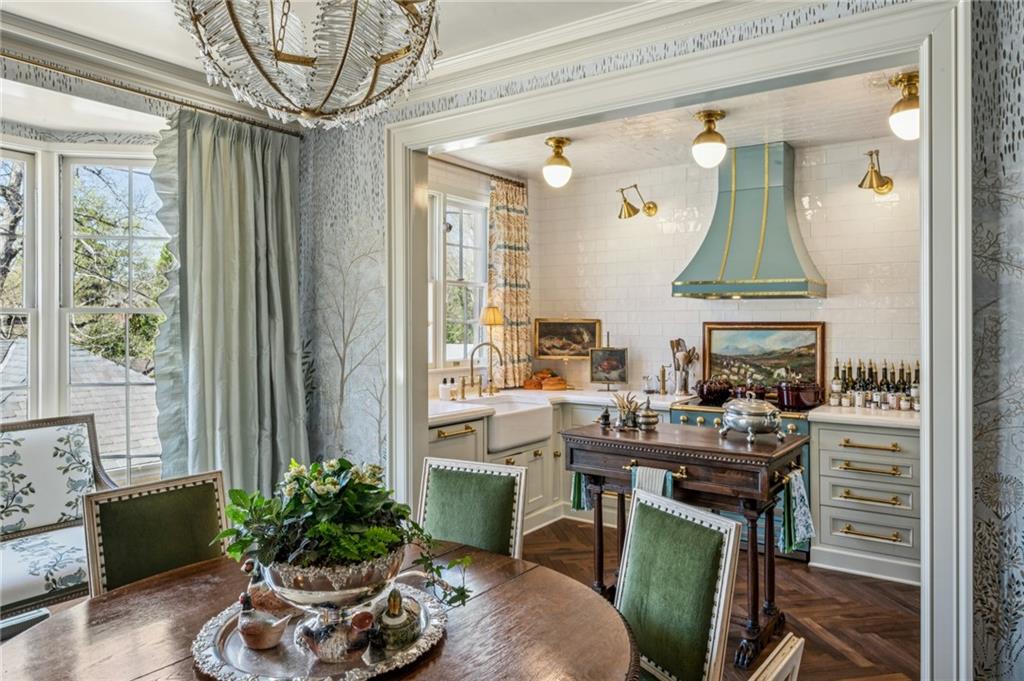 31 Muscogee Avenue NW Unit 6