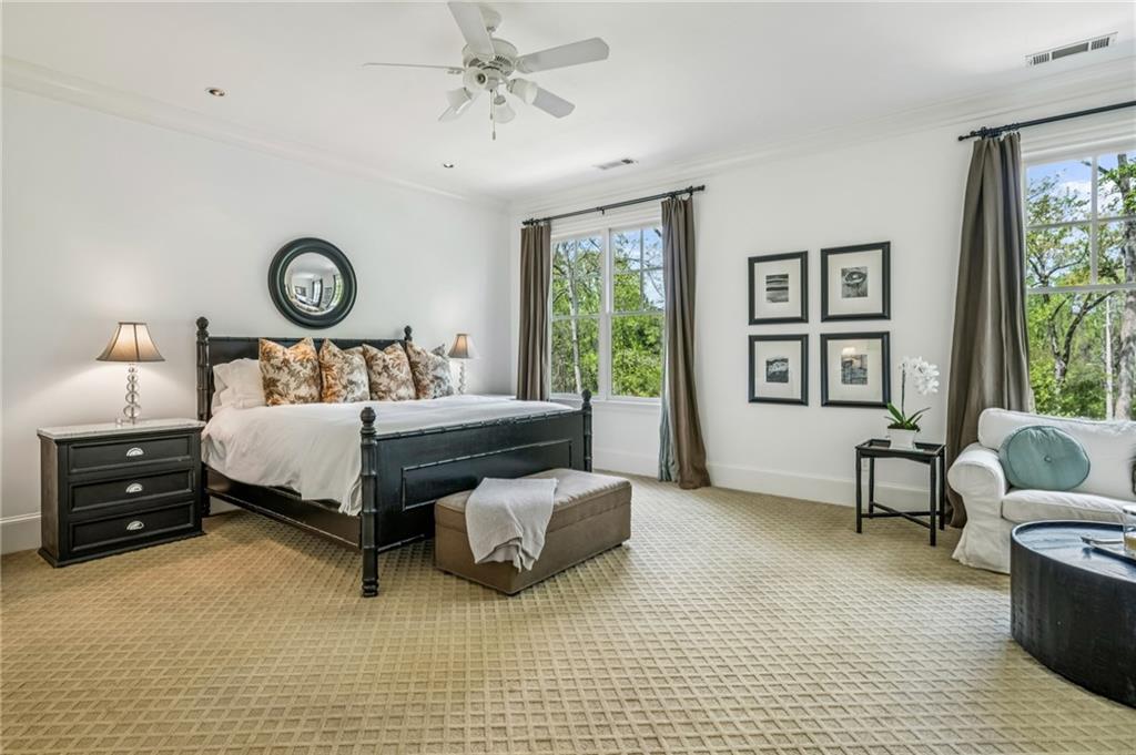 2960 Castlewood Drive NW