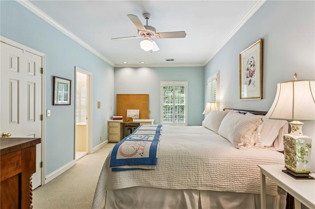 10 Albemarle Drive NW