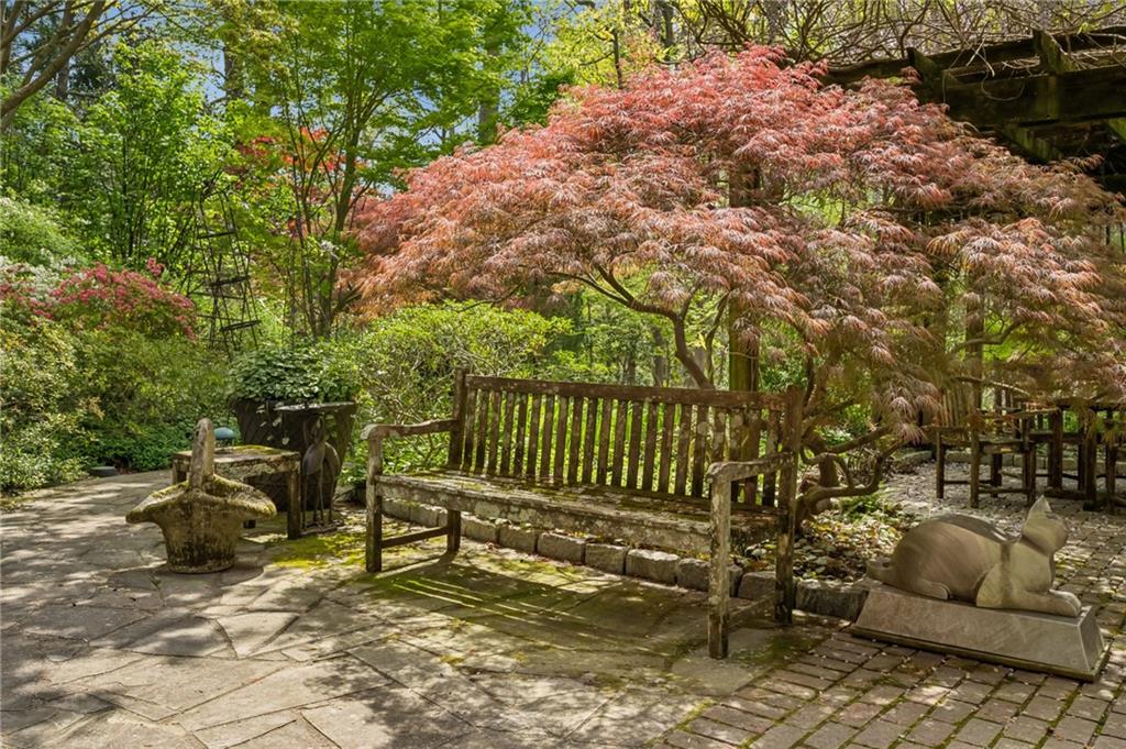 2605 Red Valley Road NW