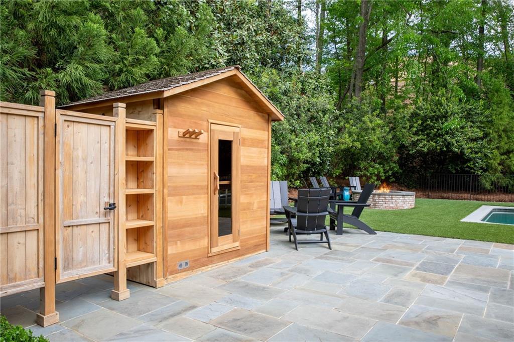 3947 Parian Ridge Road NW