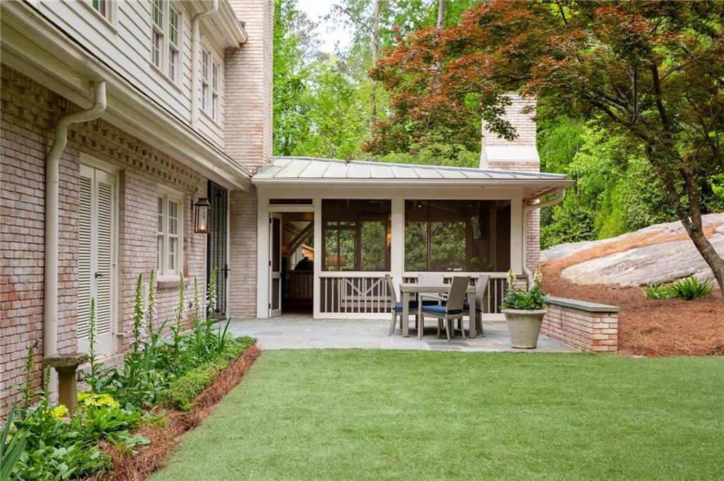 3947 Parian Ridge Road NW