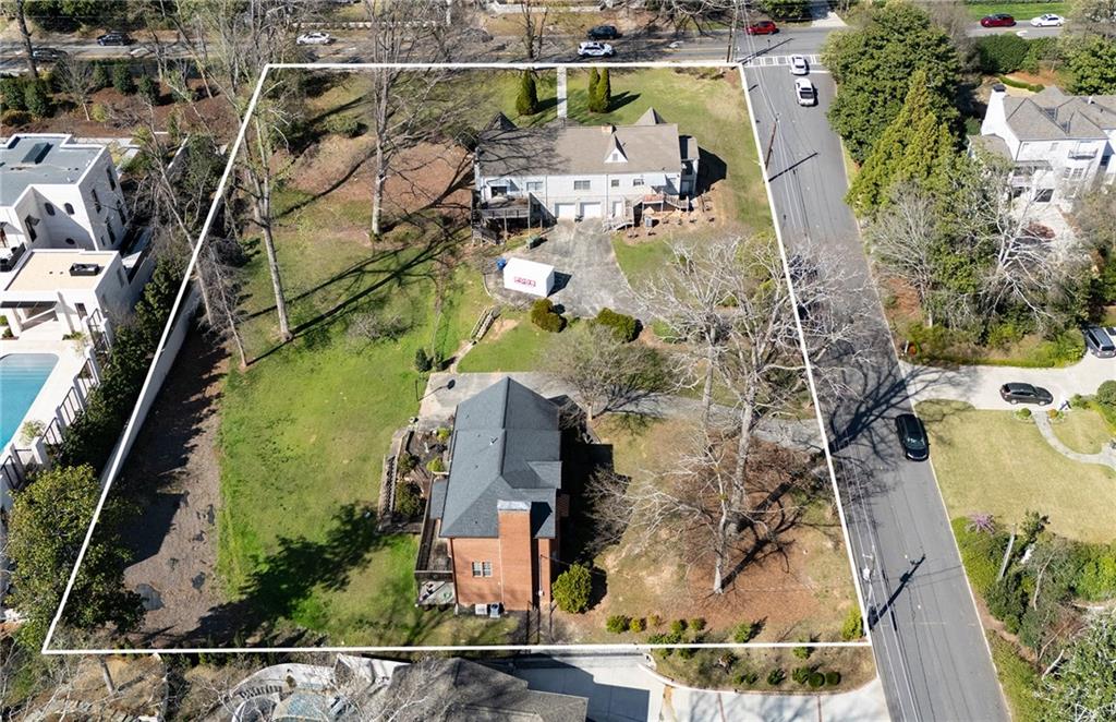 250 W Paces Ferry Road NW