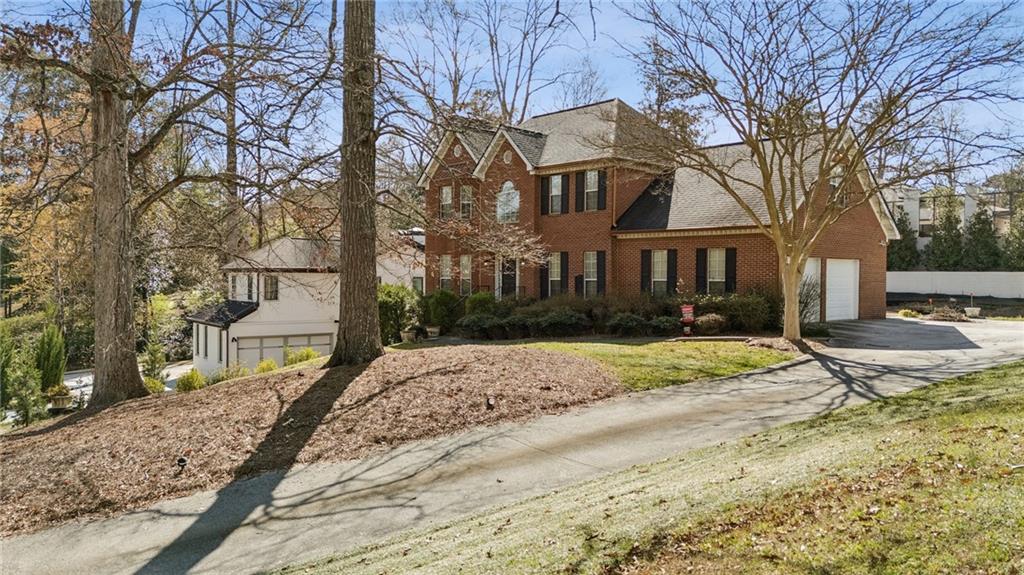 3240 W Andrews Drive NW