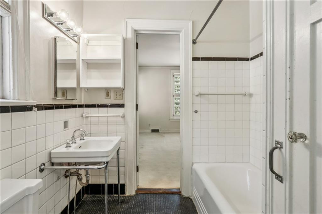 3031 W Pine Valley Road NW