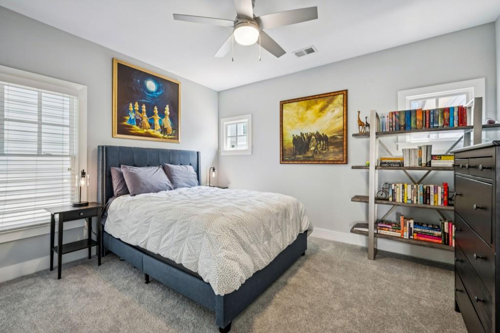 1921 Red Eagle Walk NW
