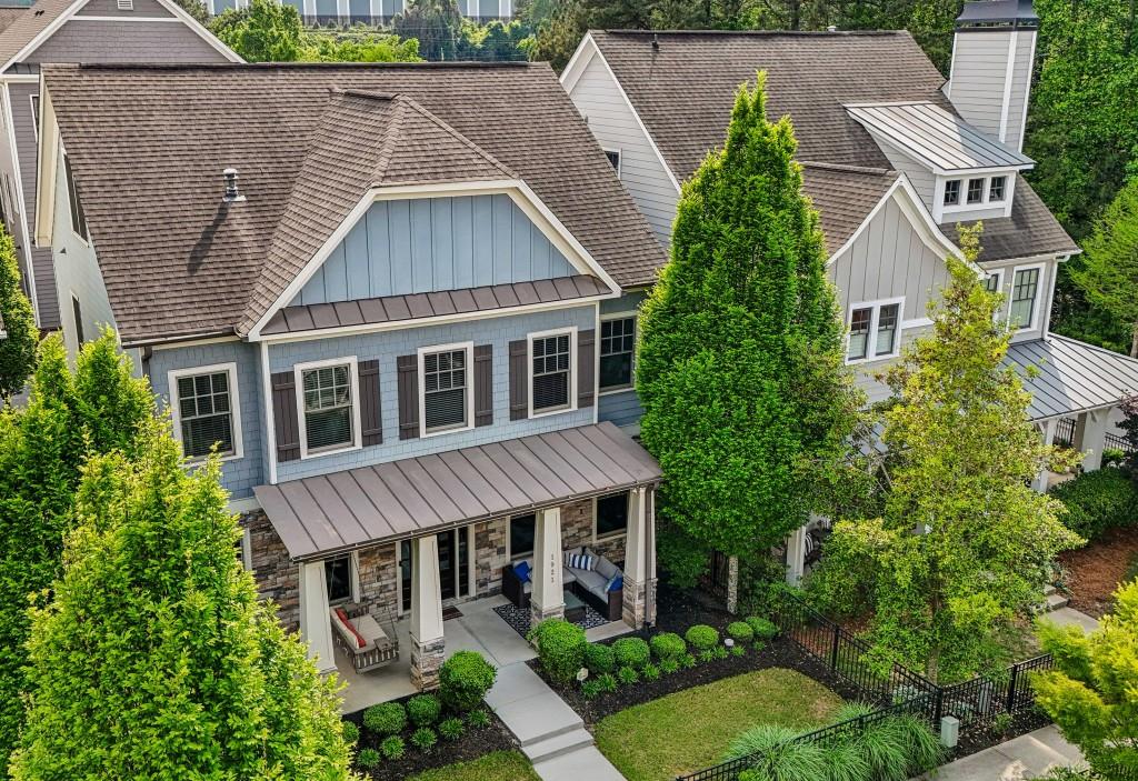 1921 Red Eagle Walk NW