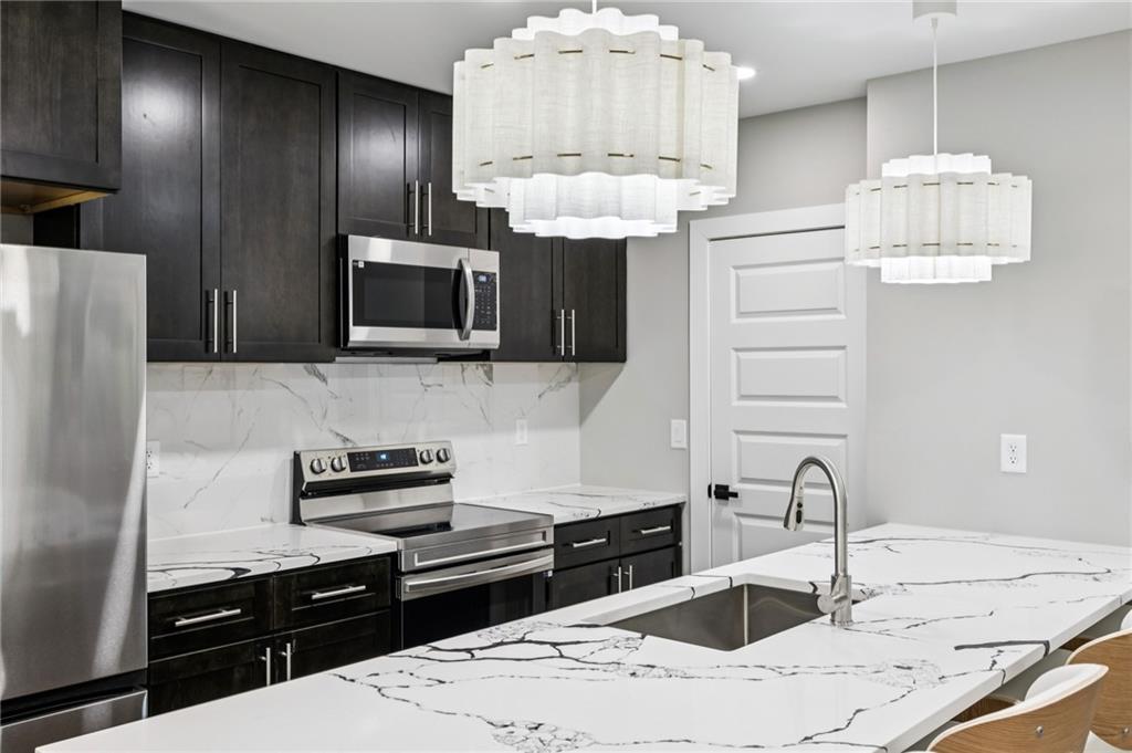 4419 Cowan Road Unit 111