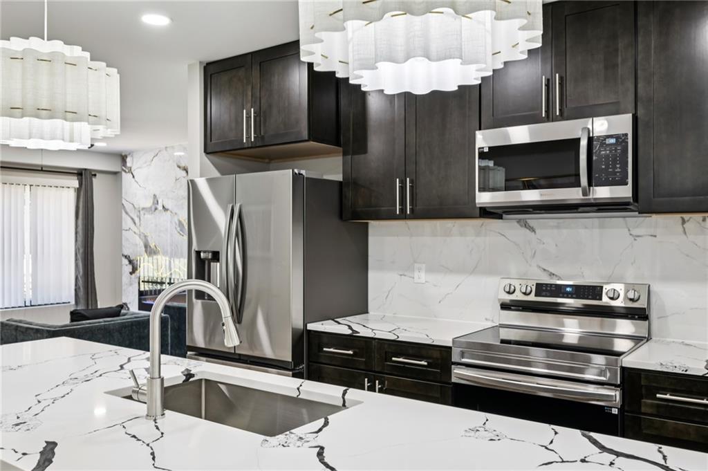 4419 Cowan Road Unit 111