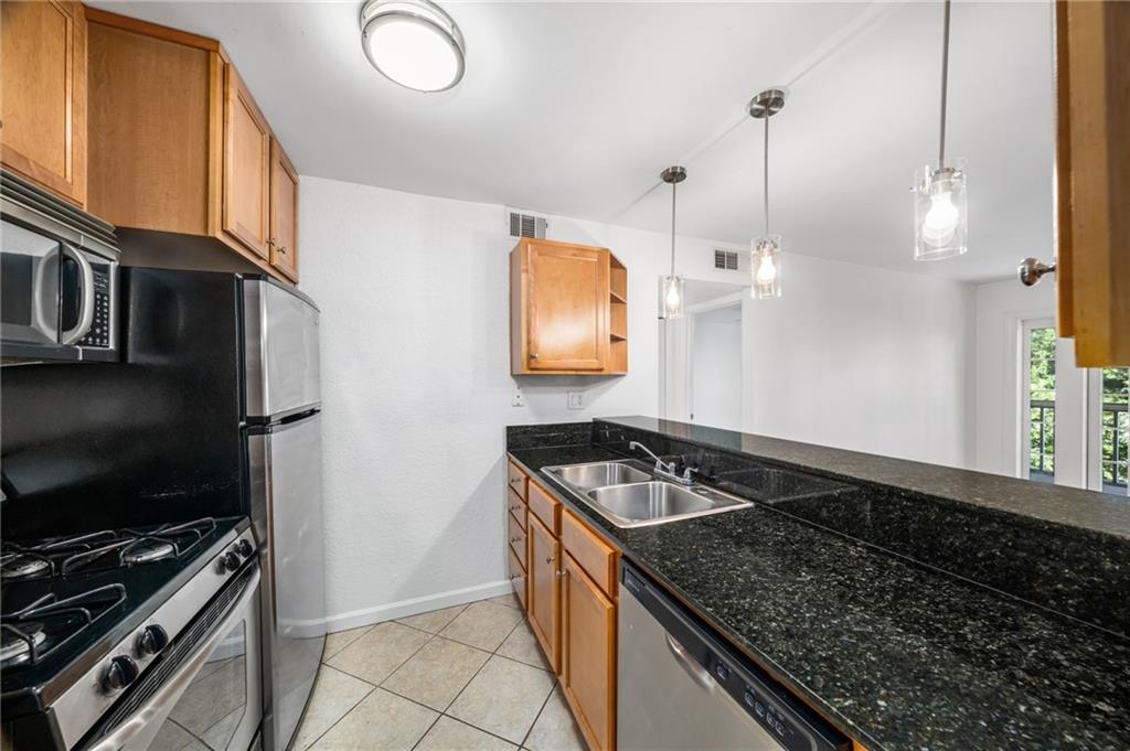 1445 Monroe Drive NE Unit G-11