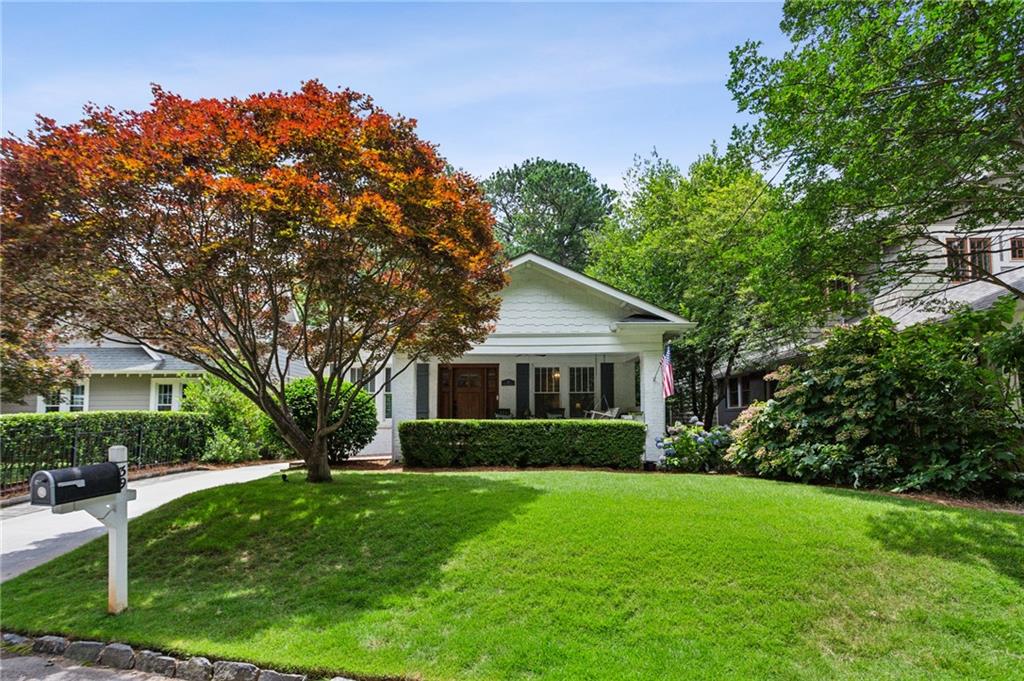 39 East Drive NE